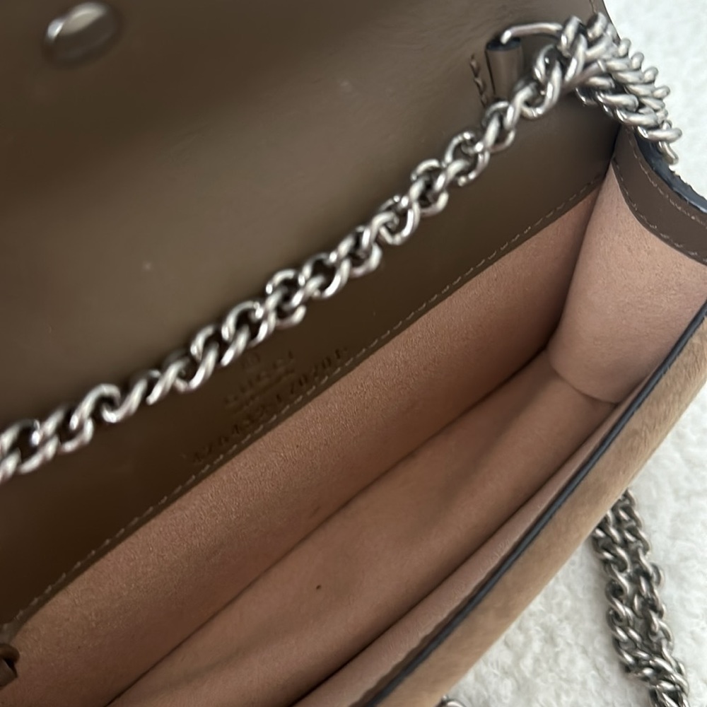 Gucci mini crossbody bag🤍 - Picture 6 of 7